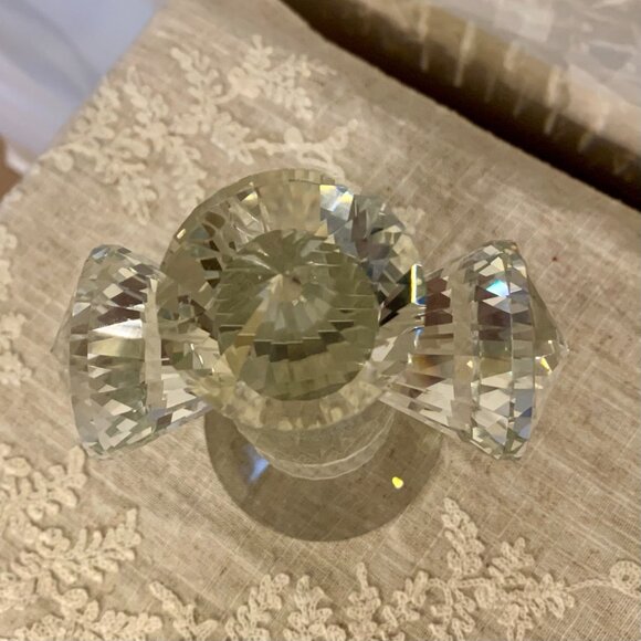 Beautiful Multi Faceted Crystal Easter Christian Cross - Picture 4 of 6